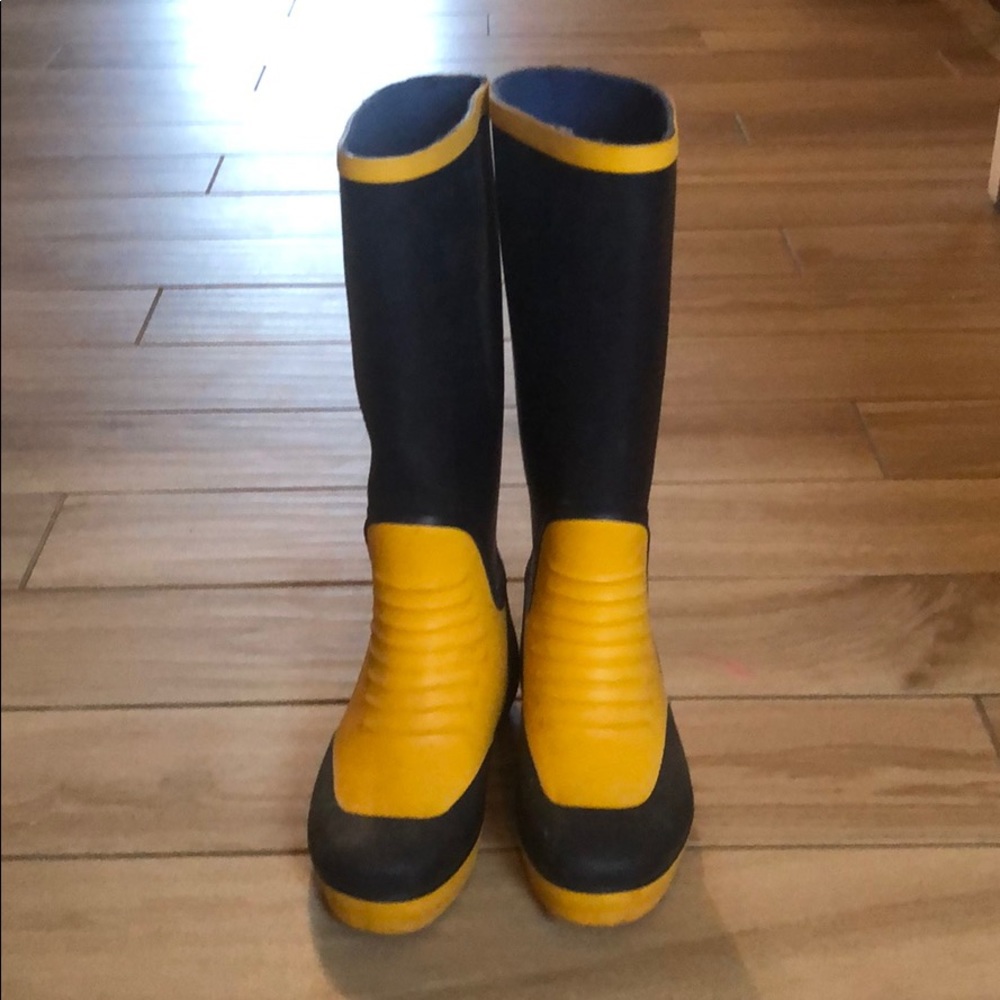 West Marine Waterproof Boots